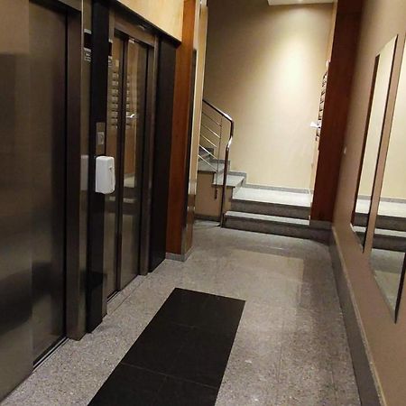 Apartamento Dos Habitaciones Exterior Y Bien Comunicado San Salvador de Poio Bagian luar foto